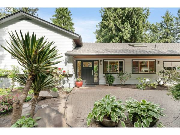 3690 SW 73RD AVE, Portland, OR 97225