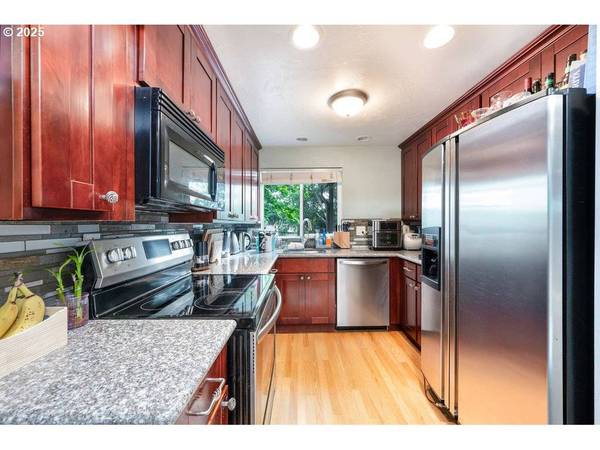 17536 SW BRITETREE CIR, Beaverton, OR 97007