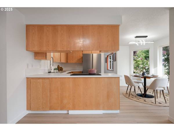 15754 SW BULRUSH LN, Portland, OR 97223