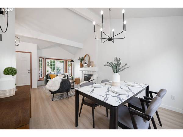 15754 SW BULRUSH LN, Portland, OR 97223