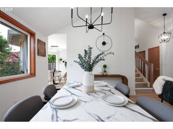 15754 SW BULRUSH LN, Portland, OR 97223