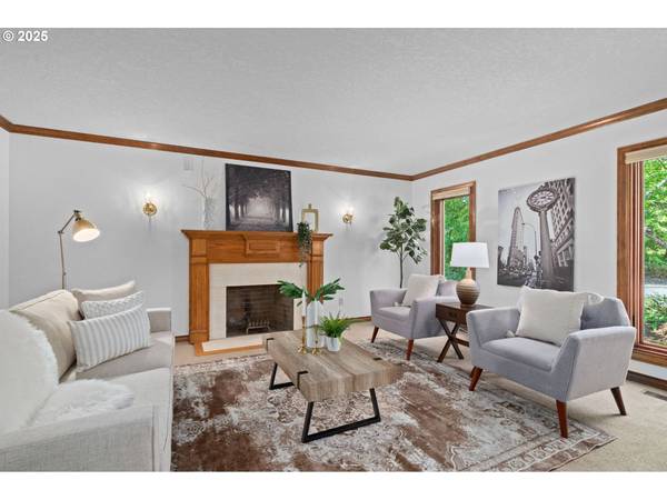 10670 NW LA CASSEL CREST LN, Portland, OR 97229