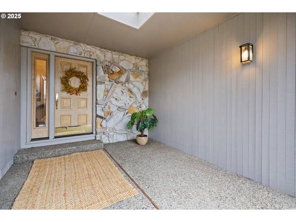 19305 NW ATHENA PL, Portland, OR 97229