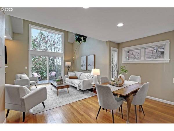 10216 NW ALDER GROVE LN, Portland, OR 97229