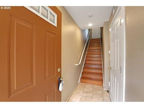 10216 NW ALDER GROVE LN, Portland, OR 97229
