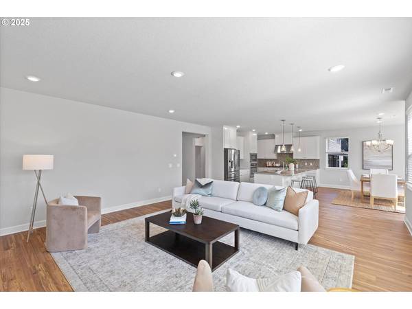 5064 SE 82ND AVE, Hillsboro, OR 97123