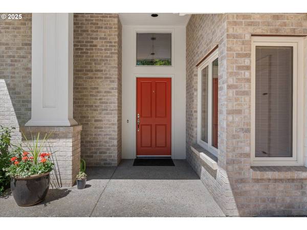 655 SW 83RD AVE, Portland, OR 97225