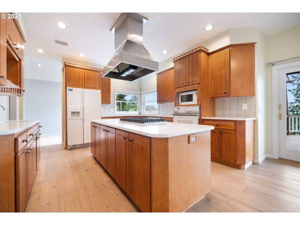 9109 SW 180TH PL, Beaverton, OR 97007