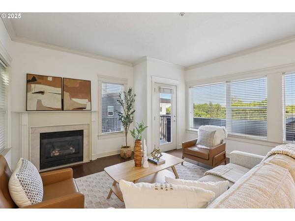 610 S NEVADA ST #G, Portland, OR 97219