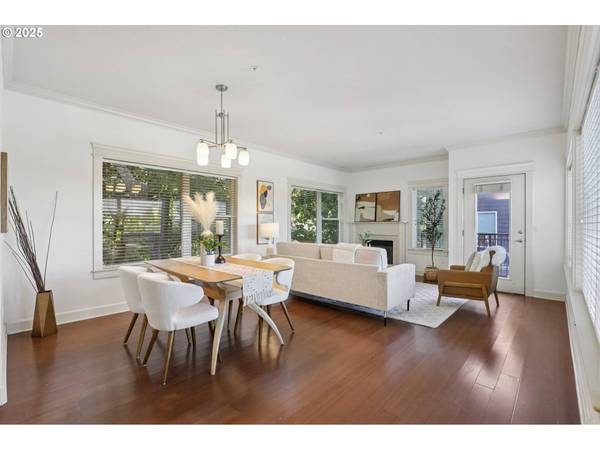 610 S NEVADA ST #G, Portland, OR 97219
