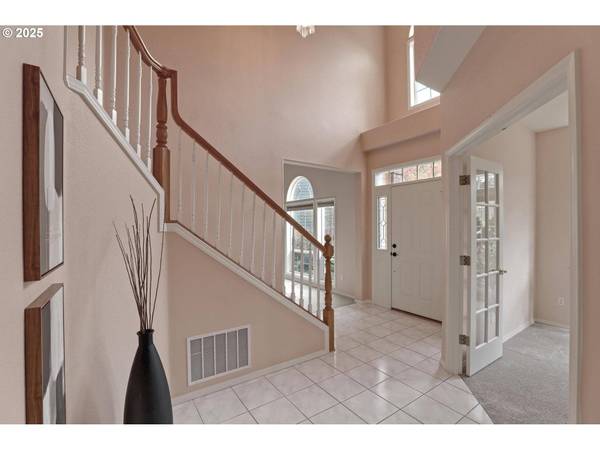 9210 NW BENSON CT, Portland, OR 97229