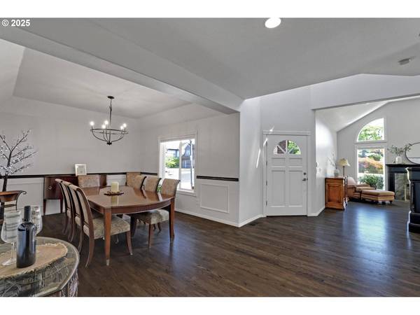 13459 SW MOUNTAIN RIDGE CT, Portland, OR 97224