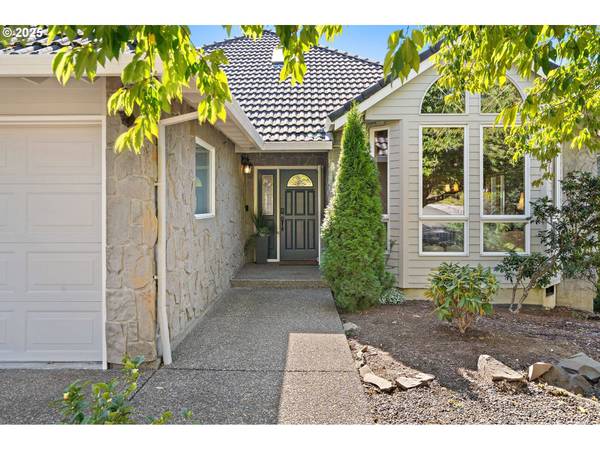 1615 NW BARNSLEY CT, Portland, OR 97229