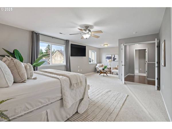 15541 SW 144TH TER, Portland, OR 97224