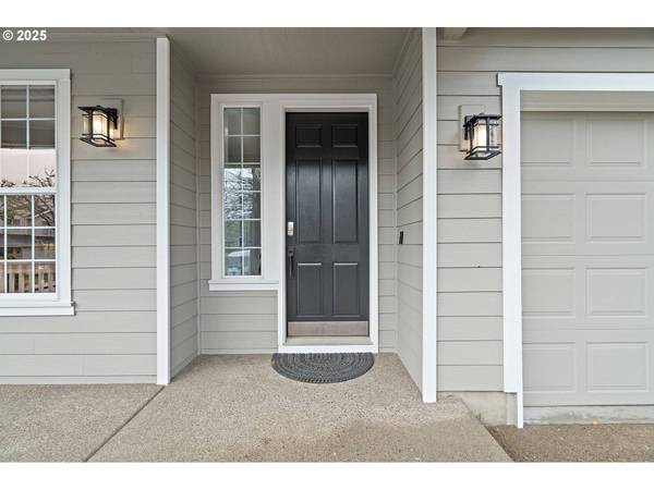 15541 SW 144TH TER, Portland, OR 97224