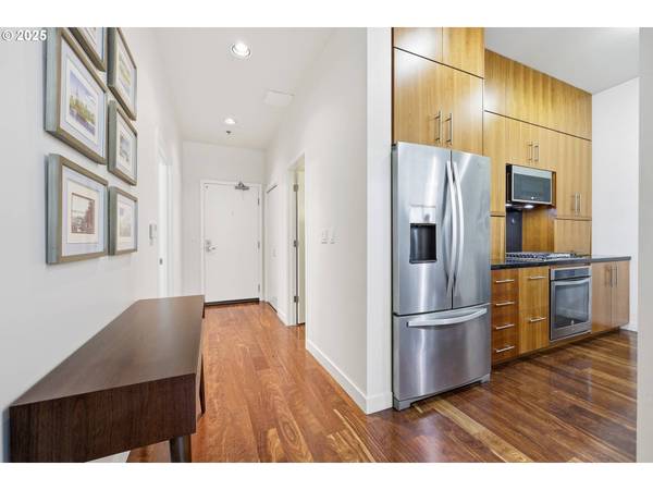 922 NW 11TH AVE #305, Portland, OR 97209