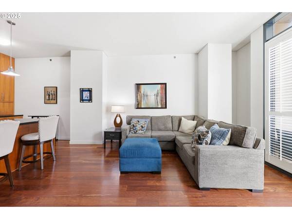 922 NW 11TH AVE #305, Portland, OR 97209