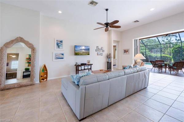 9092 Prosperity WAY, Fort Myers, FL 33913