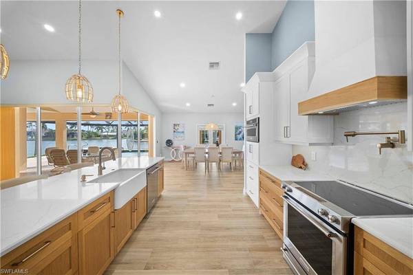 1688 Villa CT, Marco Island, FL 34145