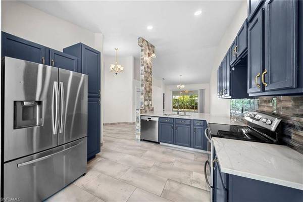 7021 Lone Oak BLVD, Naples, FL 34109