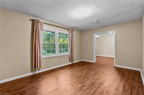 604 Oakdale ST, Liberty, NC 27298