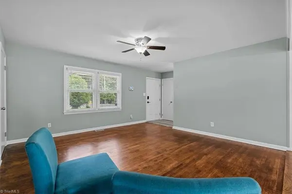 511 E Butler AVE, Liberty, NC 27298