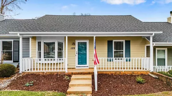 814 Guilford College RD #129, Greensboro, NC 27409