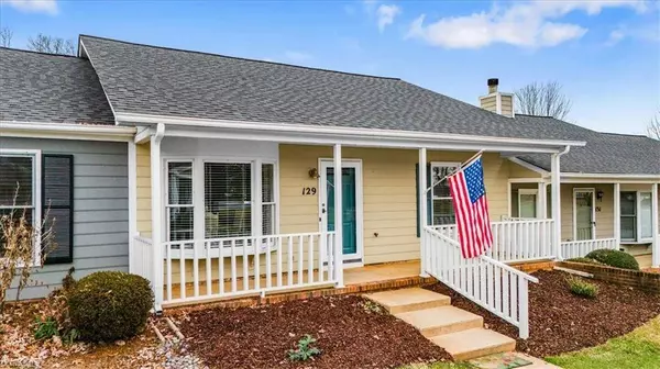 814 Guilford College RD #129, Greensboro, NC 27409