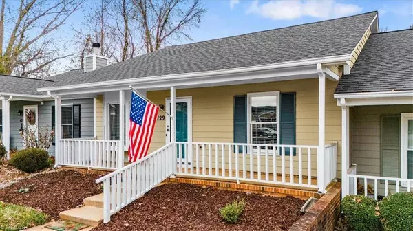 814 Guilford College RD #129, Greensboro, NC 27409