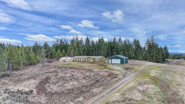 152 TRAILS END ROAD, Athol, ID 83801