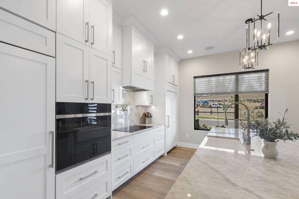 2860 W LUMBER LANE, Coeur d'Alene, ID 83814