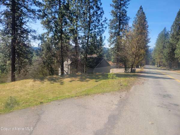 2190 E STANLEY HILL RD, Coeur d'Alene, ID 83814