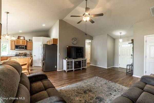 1440 N MOONSTONE ST, Post Falls, ID 83854