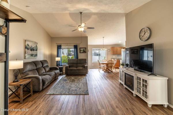 1440 N MOONSTONE ST, Post Falls, ID 83854