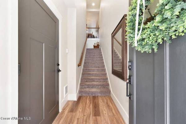 24493 E PINNACLE COURT #D, Liberty Lake, WA 99019