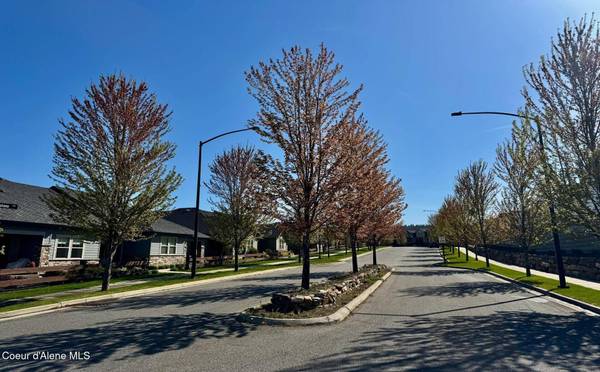 24493 E PINNACLE COURT #D, Liberty Lake, WA 99019
