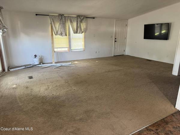 2233 W JESTER WAY, Post Falls, ID 83854