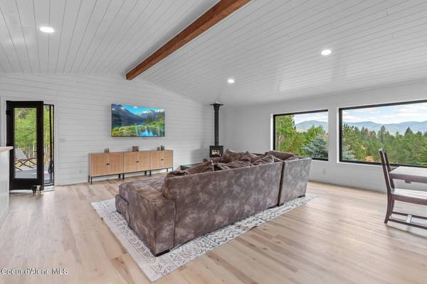 16155 N BUCKHORN RD, Hayden, ID 83835