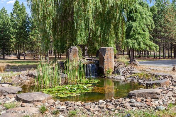 5401 E LANCASTER RD, Hayden, ID 83835