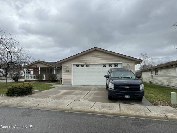 8938 N MAC ARTHUR WAY, Hayden, ID 83835