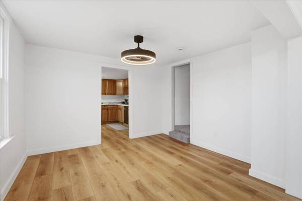 4616 N HAWTHORNE St, Spokane, WA 99205