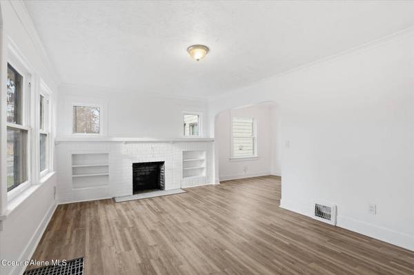 3308 W NORTHWEST BLVD, Spokane, WA 99205