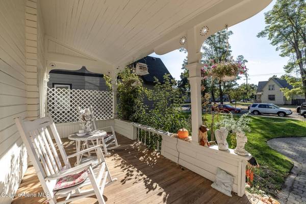 908 W FREDERICK AVE, Spokane, WA 99205