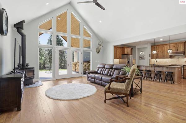 8802 W BENTON WAY, Coeur d'Alene, ID 83814