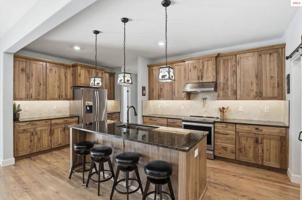 8802 W BENTON WAY, Coeur d'Alene, ID 83814