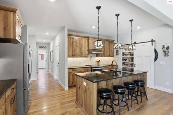 8802 W BENTON WAY, Coeur d'Alene, ID 83814