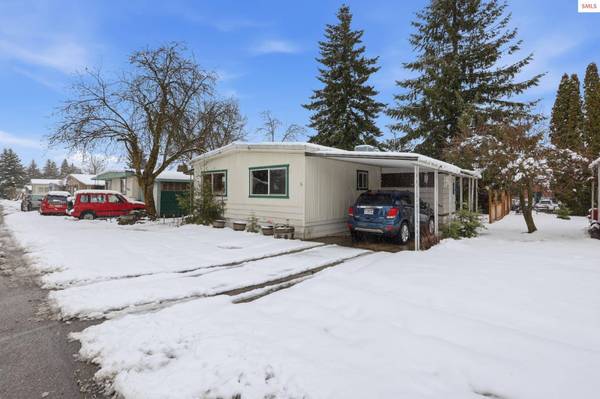 8901 E Flying Eagle Rd, Harrison, ID 83833