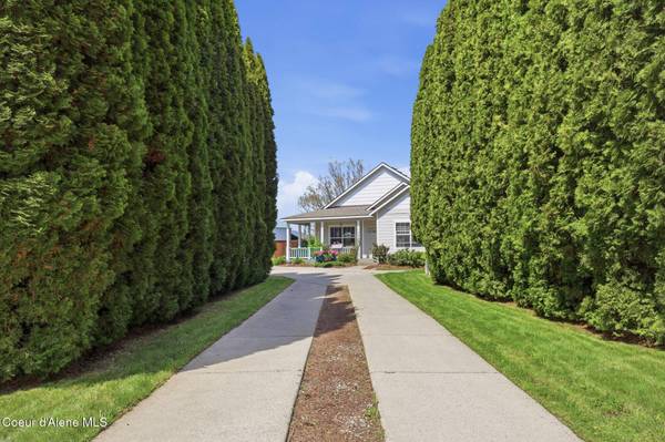 10957 N DANIELLE RD, Hayden, ID 83835