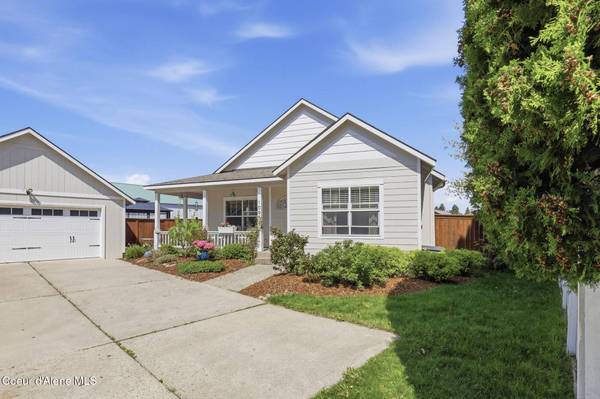 10957 N DANIELLE RD, Hayden, ID 83835