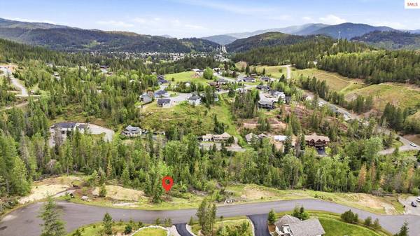 120 BLAZING SADDLE CT, Pinehurst, ID 83850